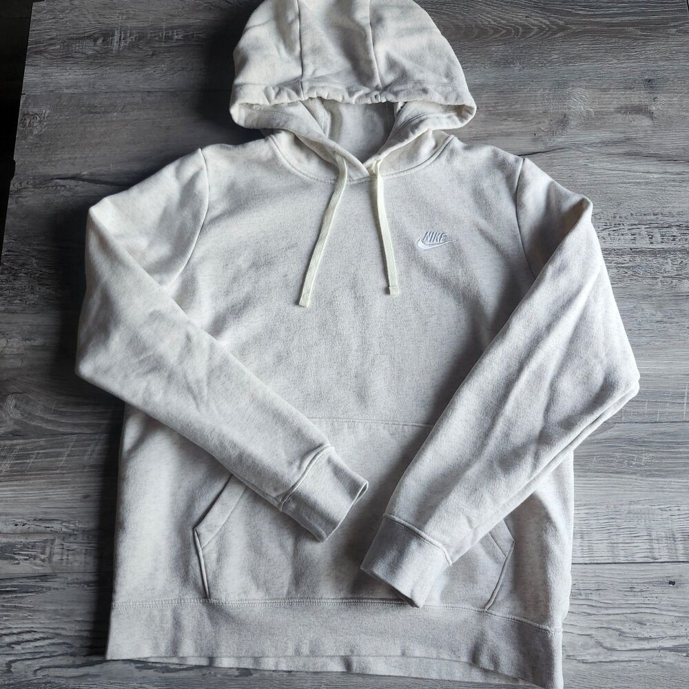 (L) Nike Sportswear Club Fleece Pullover Hoodie
